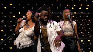 Young Fathers - Geronimo (Live on KEXP)