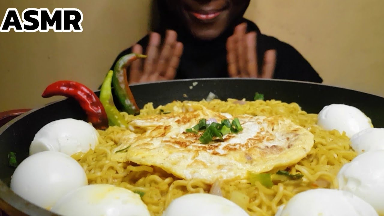 ASMR SOUPY NOODLES WITH FRIED EGG AND BOILED EGGS MUKBANG