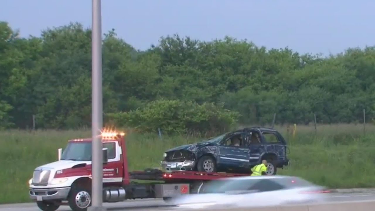Mother, 7 children injured in rollover crash in Hoffman Estates YouTube