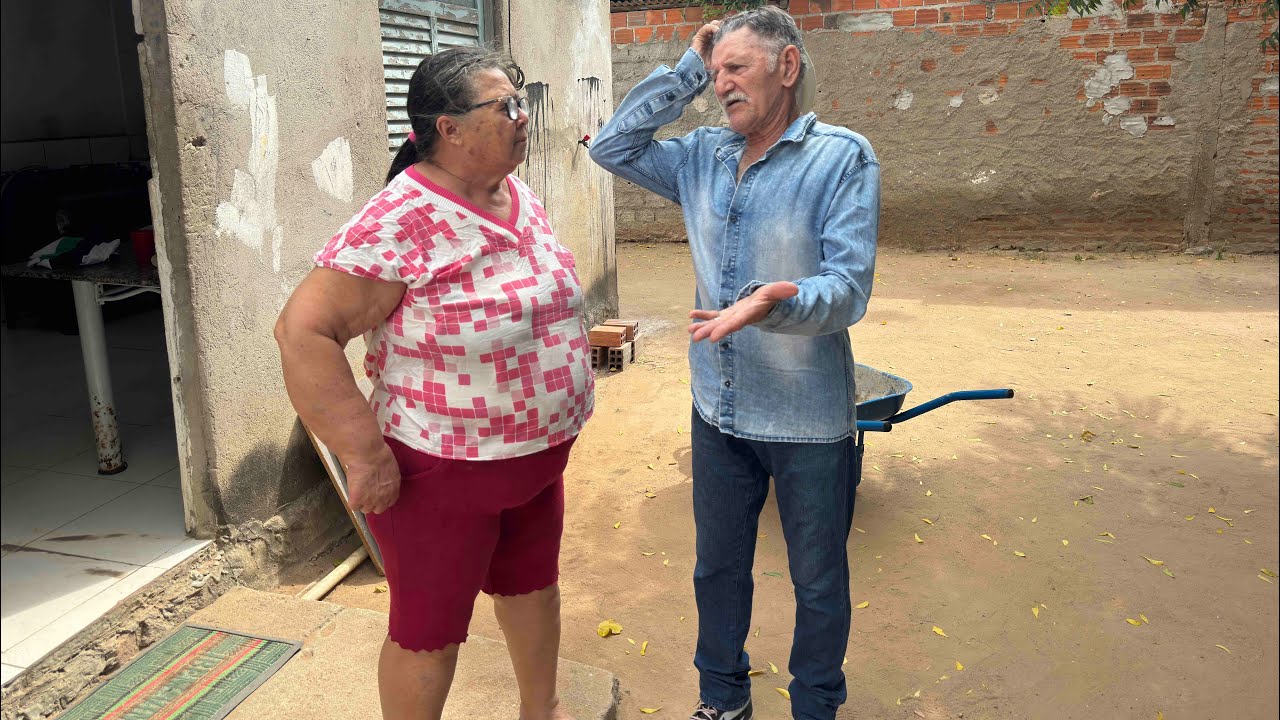 Vai Entender As Mulheres  /. Quem é Essa Mulher No Celular De Zé? 😆