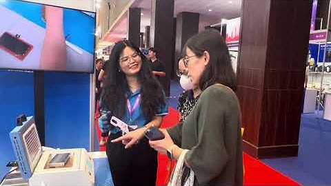 The exhibition site shows the operation of 3D Sublimation Phone Case丨no trimming × IEAE Indonesia