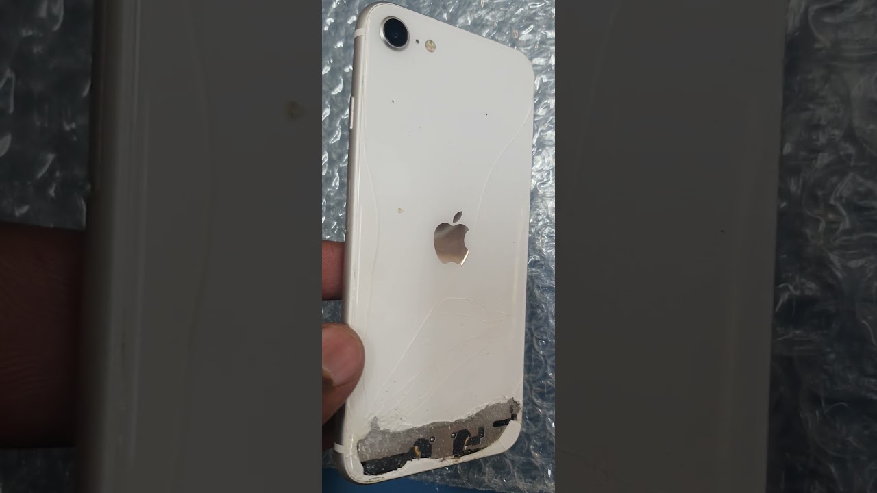 iphone se 2020 back glass broken 
