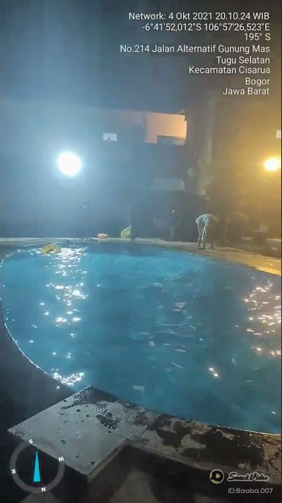 bolang berenang malam malam di villa puncak Cisarua