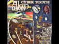 Capture de la vidéo Alan Davey - "Cyber Tooth"