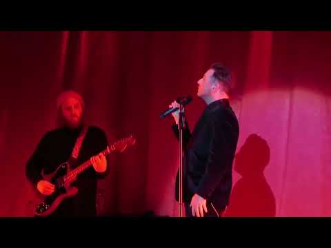 Mark Feehily Live  - Flying without wings (Westlife cover) - 11th December 2017
