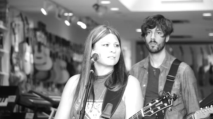 Jessica Mondello performing live on CIUT @Steves M...