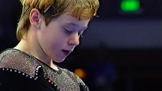 Ekaterina Lobaznyuk (RUS) - Beam - 2000 Olympic Games (EF)