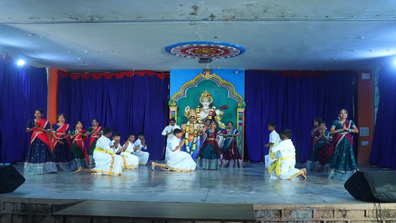 Vardhana School Annual Day 2026 - 5th Class Students Dance Performance - Rama Sri Rama