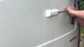 White van lock attack test