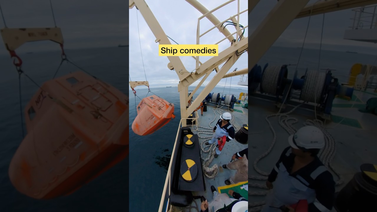 வேடிக்கைக்காக Ship comedy 