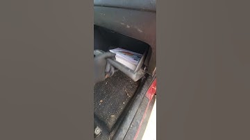 Pontiac Vibe ECU ECM Location & Removal #diy #ecm #automotive #mistrmopar