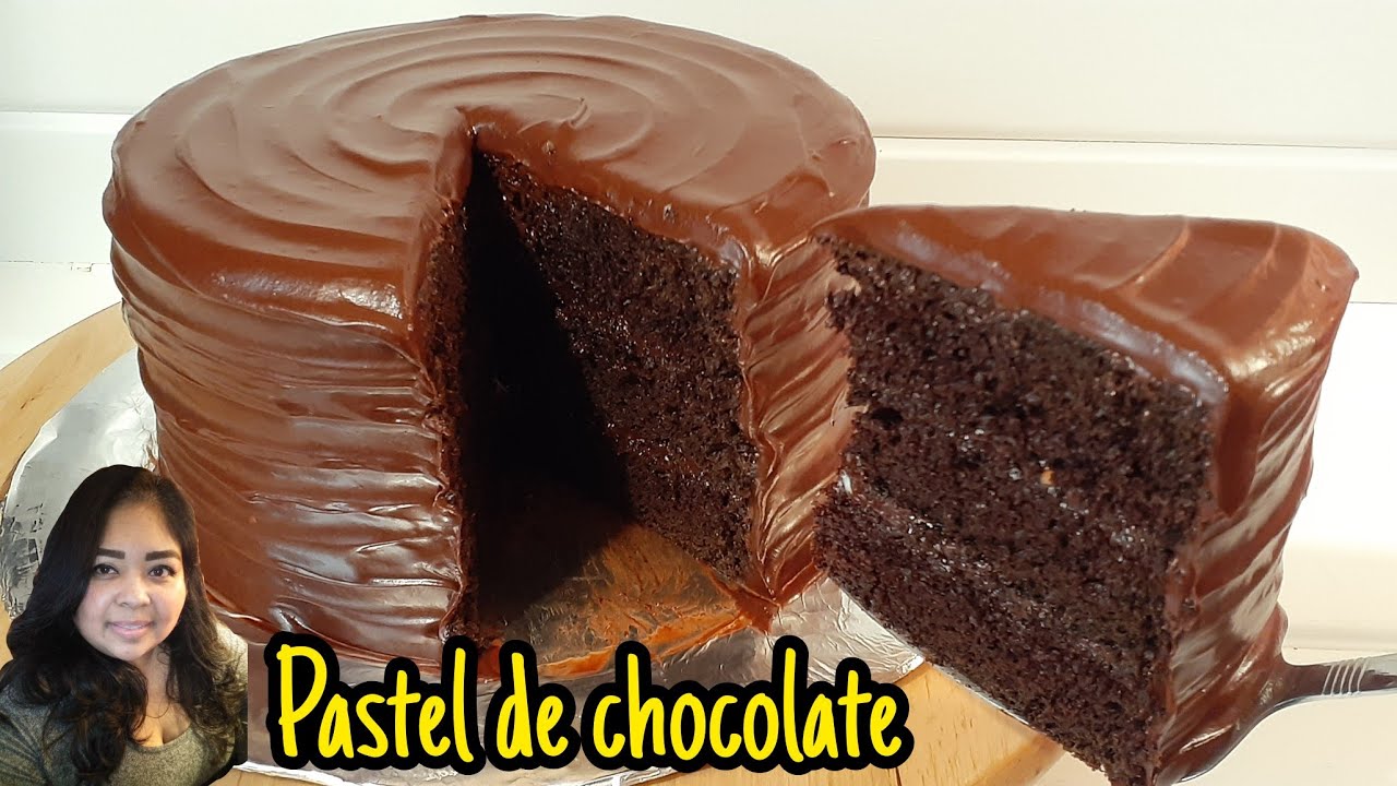 PASTEL de CHOCOLATE estilo MATILDA súper HÚMEDO y chocolatoso sin usar  batidora - YouTube