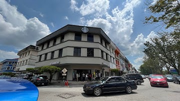 Starbucks Teluk Intan di bangunan lama KWSP