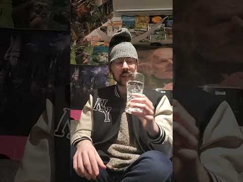 Polizisten schlagen Fenster ein (8 Jahre Gefängnis)