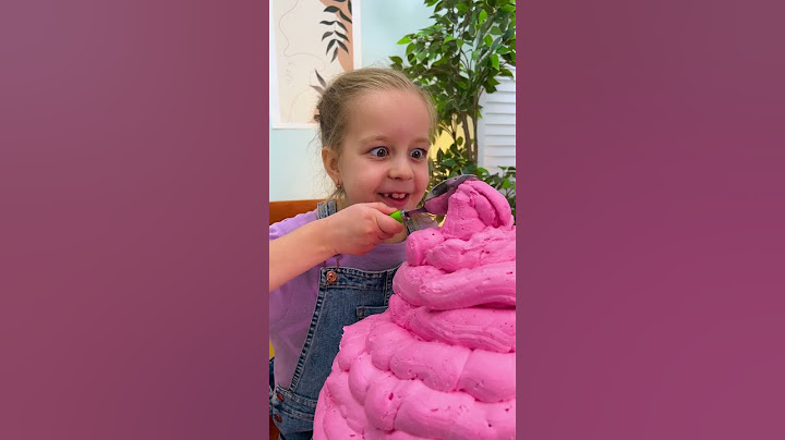 يا له من آيس كريم ضخم!! 😍😍😍