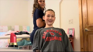 Sister Does My Makuep Ft. Maggie Abby Eloise