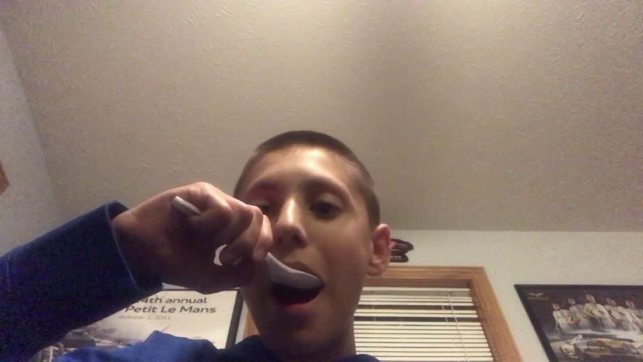 Kid eats 6 million scoville rating hot sauce YouTube