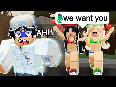 Roblox Da Hood VOICE CHAT But It's VERY SUS...