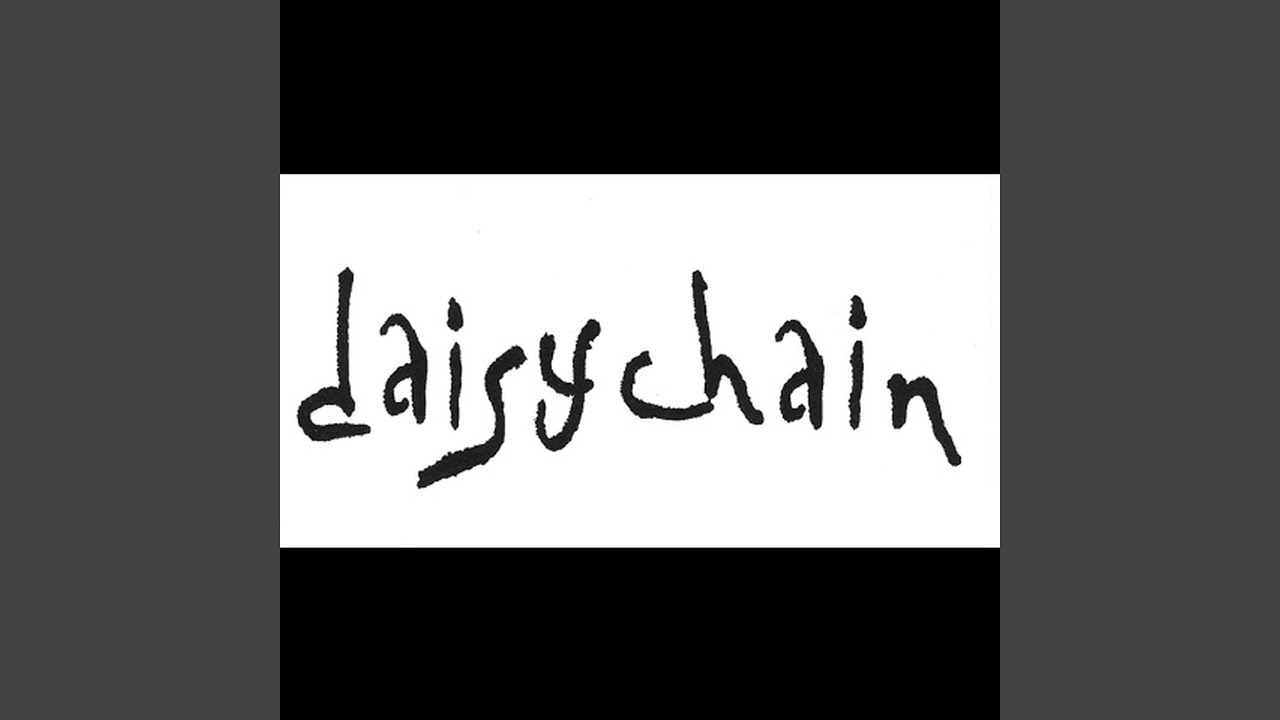 Hey! adlı videoyu YouTube'da izle Hey! adlı videoyu YouTube'da izle