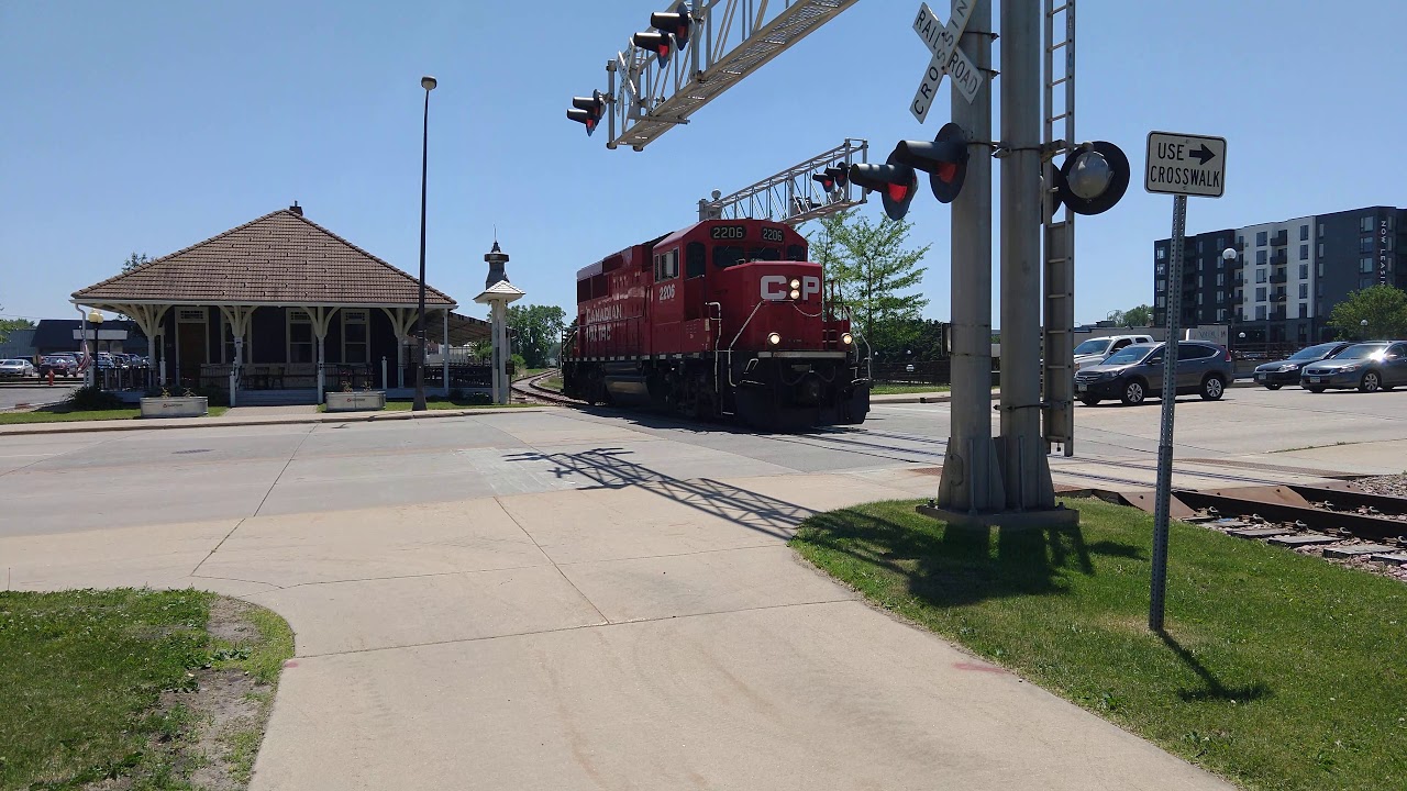 Canadian Pacific locomotive - Rochester, MN June 8, 2020 - YouTube