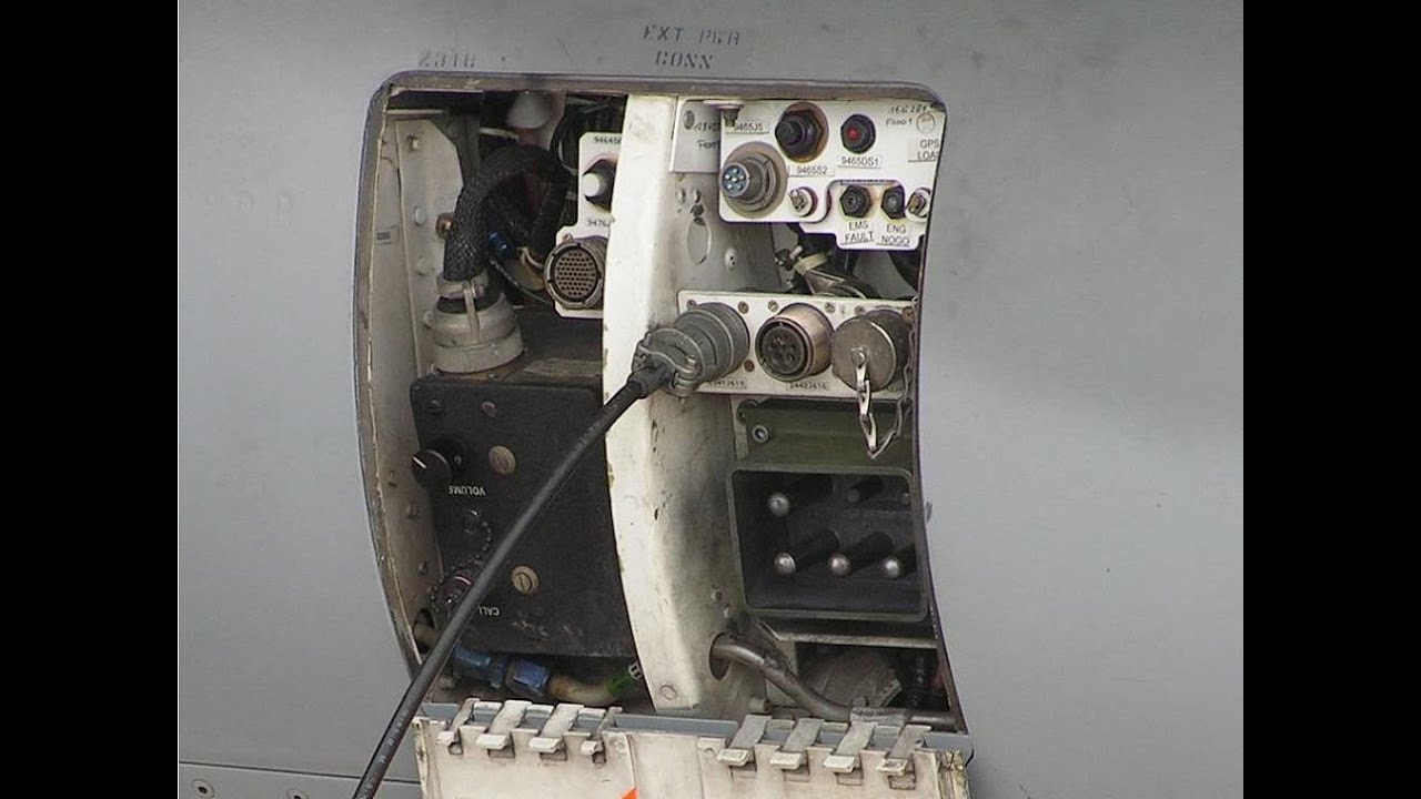 BAF F16 flight BAF501 panel open right side (crew-chief headset ...