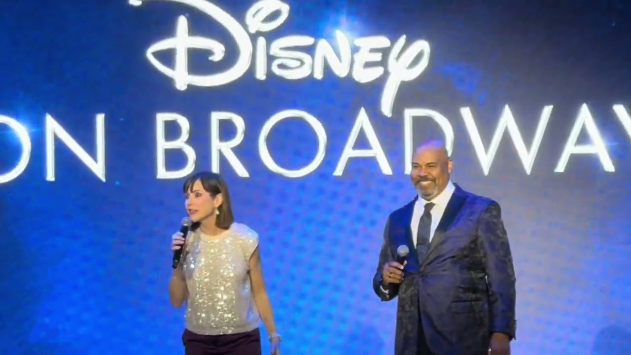 Дисней Бродвей Сьюзен Иган и Джеймс Монро Иглхарт Мюзикл Диснея Белль и оригинальный Аладдин Джинн