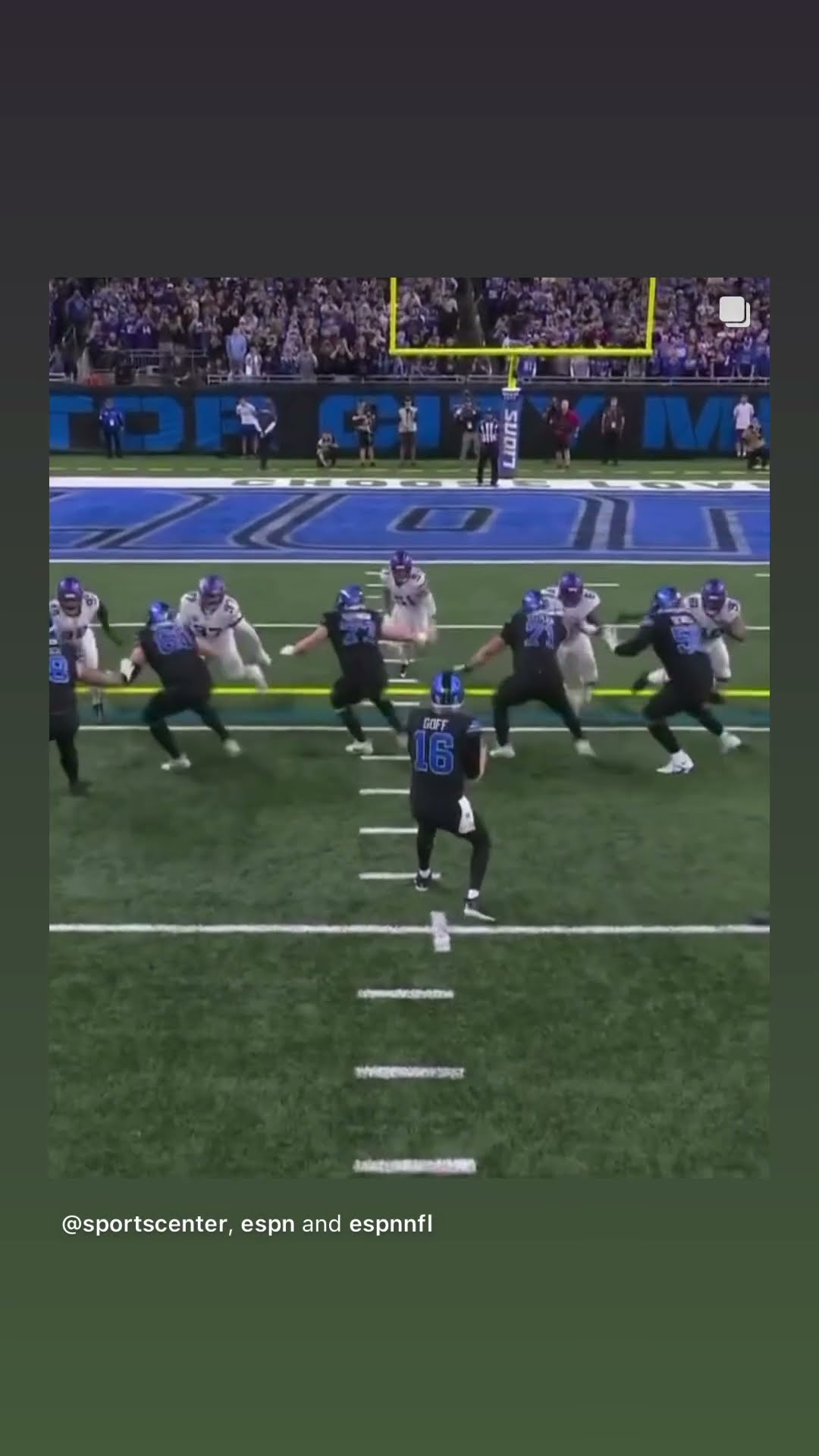1 on 1 #hoodnews #jahmyrgibbs #detroitlions #vikings #NFL #football #td #jaredgoff #shortvideo #omg