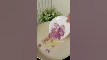 Thumbnail of Tumis apa yah? #music #coversong #duet #makanenak #campurmakanan #foodie #food #makanansendiri
