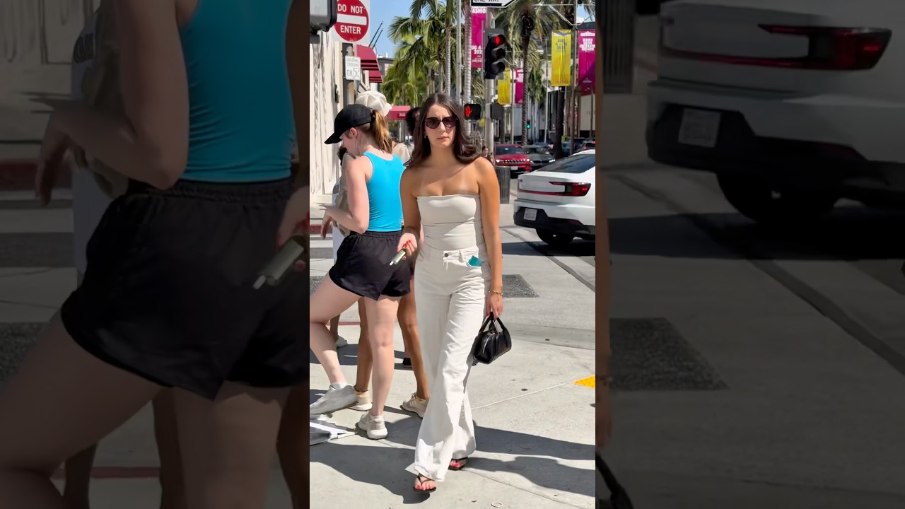 BEVERLY HILLS 4k, LOS ANGELES, walking tour of Beverly Hills, CA.