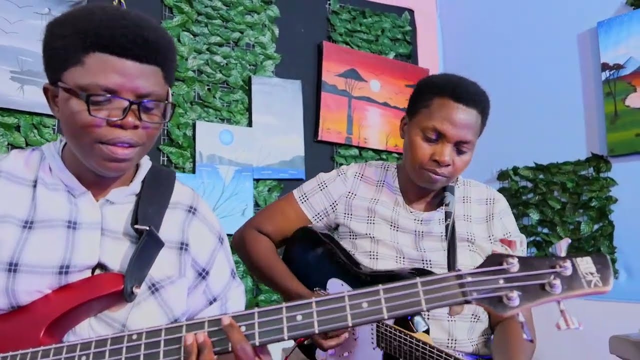 AMAKORASI YA KERA//GENZURA NEZA UKUNTU UTWAYE AGAKIZA//BIKEM WA YESU,MARTHA AND RASHEL