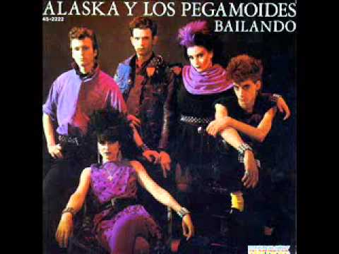 Alaska y los Pegamoides - Bailando