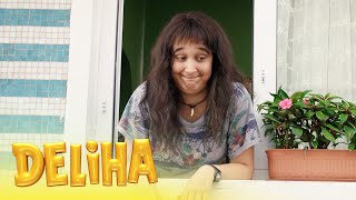 İnsan Aşık Olunca Başka Oluyor Deliha