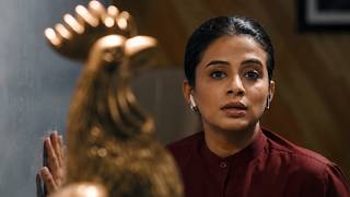 सोने की मुर्गी का राज | Priyamani | KHILADI HOUSEWIFE 2  Scene