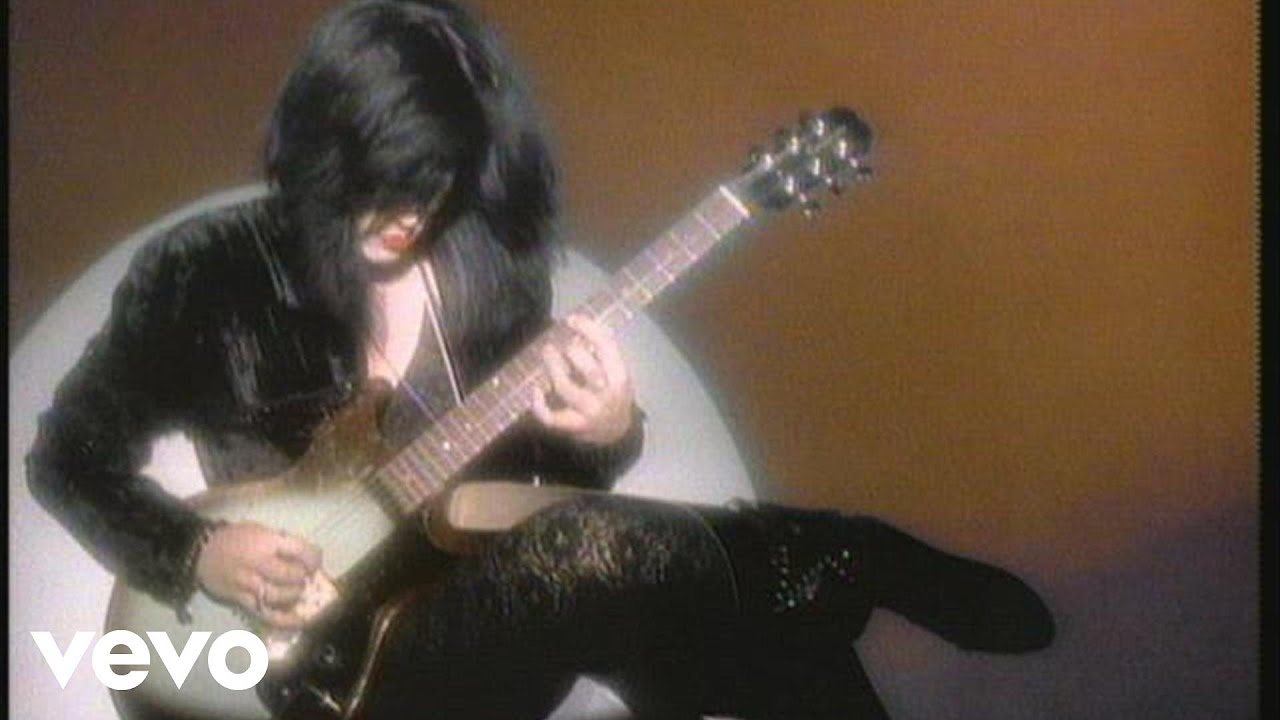 Joan Jett   Love Hurts Official Video