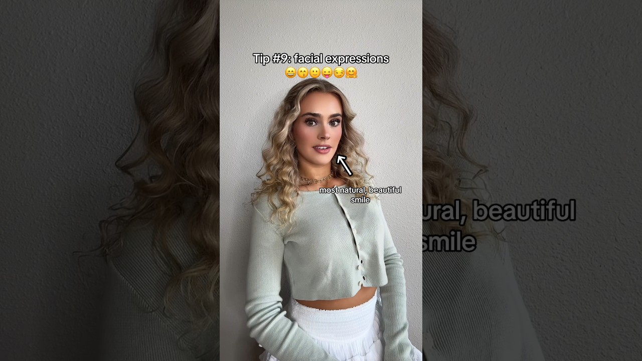 posing tips for school photos!🤓 #shorts #school #photography #pose #tips #girl #hacks #photo