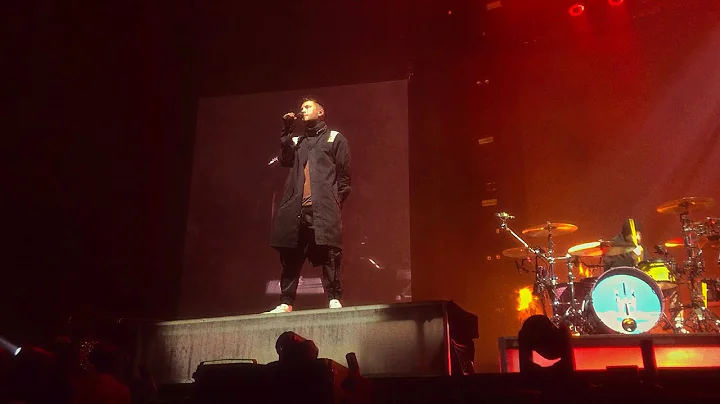 jumpsuit/heavydirtysoul - twenty one pilots [ live ] @ T-Mobile Center