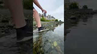 Mighty travel hotel photo idea when you’re by water 🌊 📱 #mobilephotography