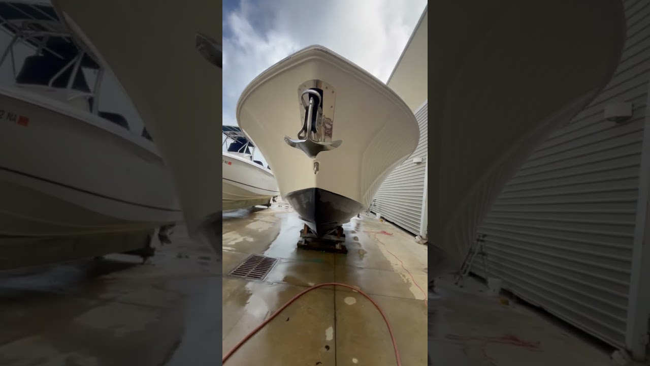 Invincible 33 finishing the Service and Scrub Club at Stock Island Yacht Club