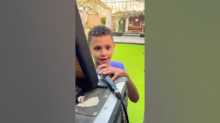 لما تكون شغال دي جي و تلاقي طفل جاي يرازيك 😂
