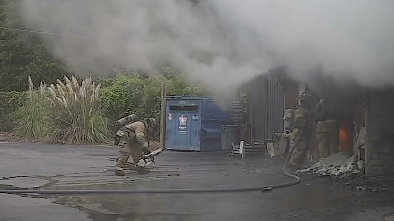 Grove Point Rd. Structure Fire