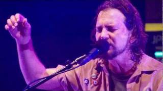 Watch Pearl Jam Speed Of Sound video