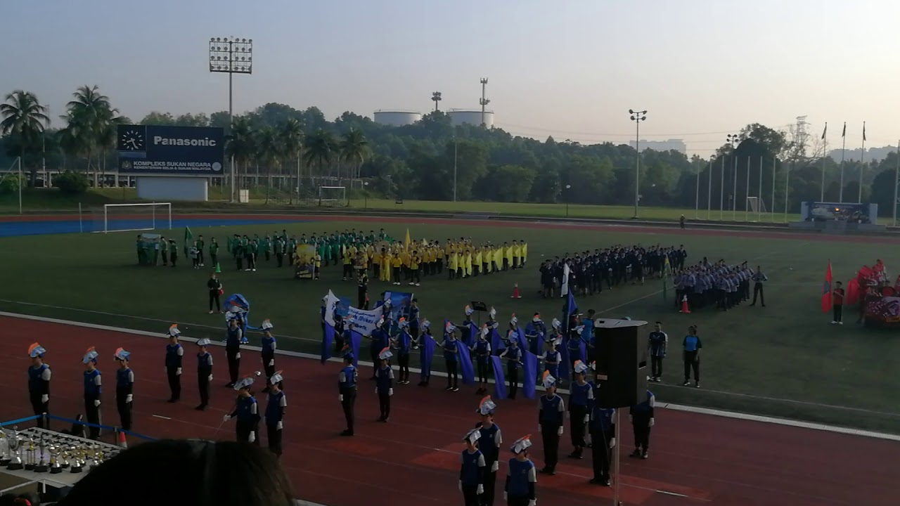 Sri KDU Sports Day 2019 Blue House March Past