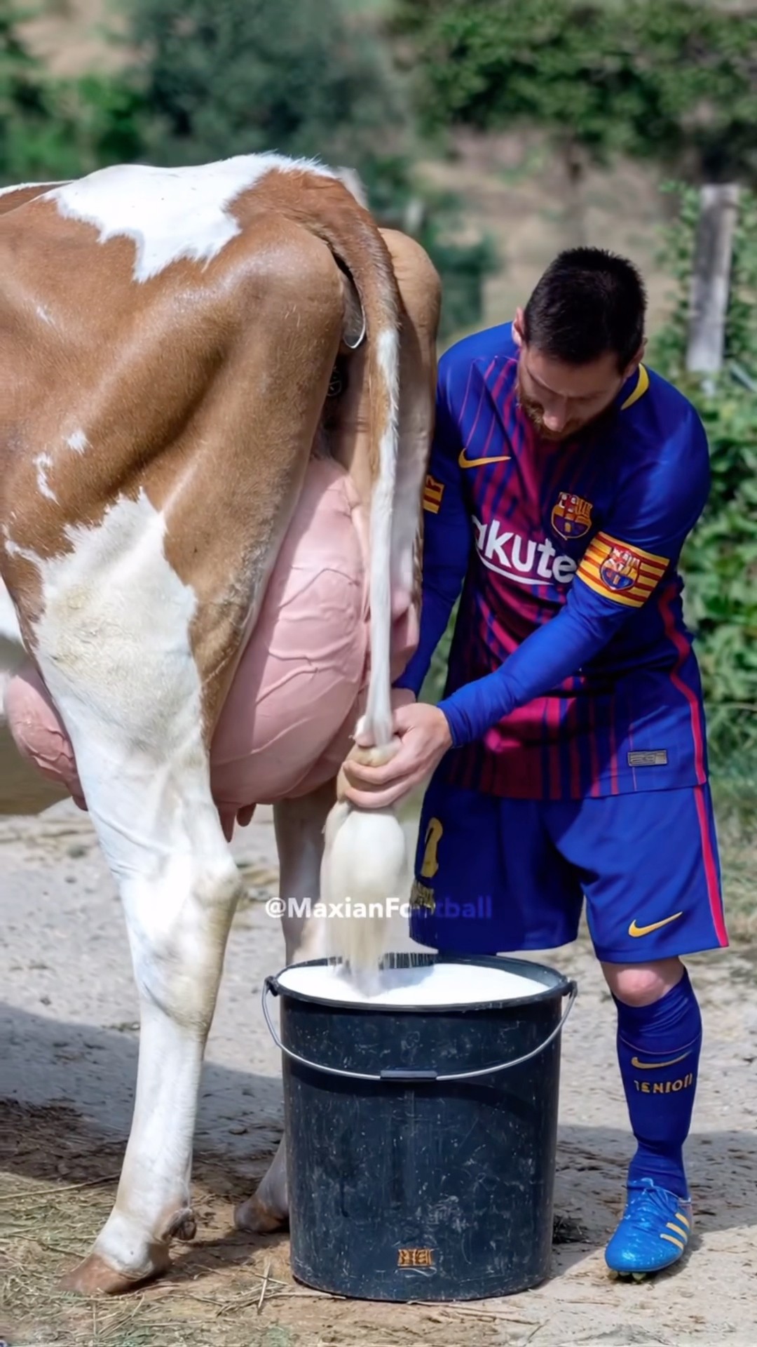 ??messi vs ronaldo ?You’ll definitely regret it if you miss this”