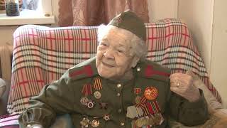 Во Владимире уличным концертом поздравили ветерана Великой Отечественной войны Зою Кислякову