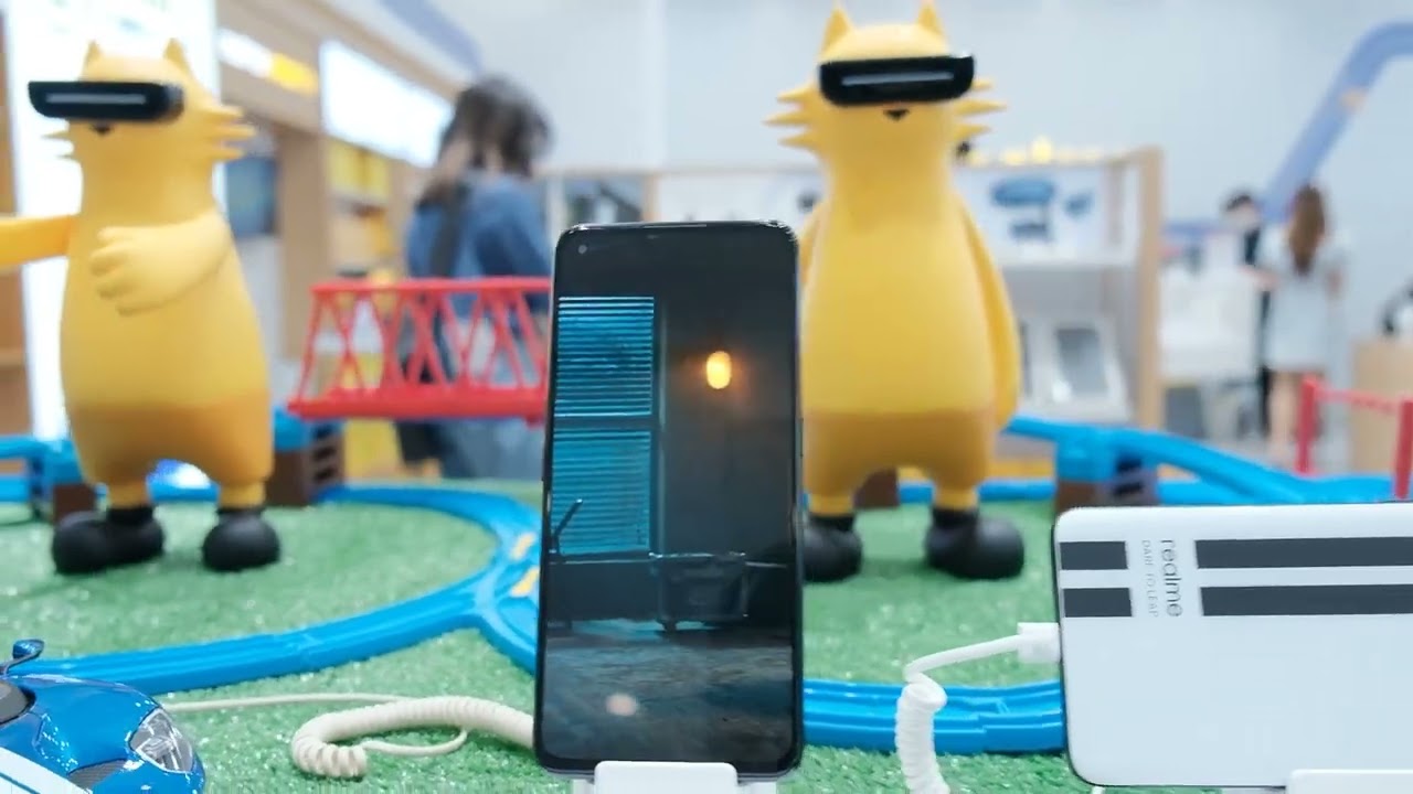 พาชมช็อป Realme ที่แฟชั่นไอส์แลนด์