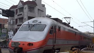 111次自強號通過斗六市鎮北路平交道