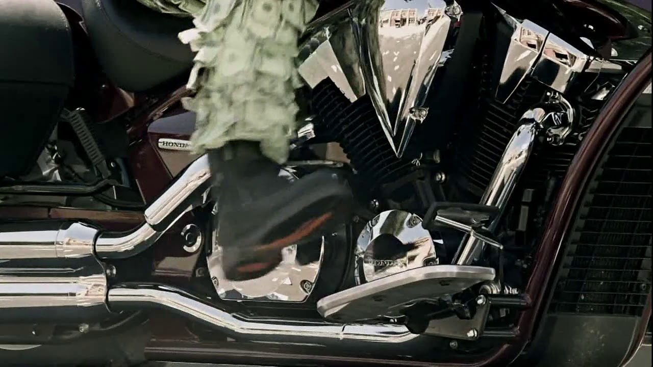 THE PAPER MONEY FROM MOTORCYCLE: |GEICO insurance From THE DAY - YouTube