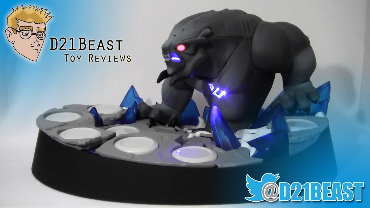 Disney Infinity 2.0 Marvel Collector's Edition Frost Giant Statue