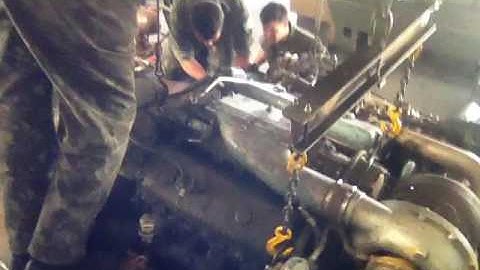 Retirada do conjunto de força/Diferencial do M578