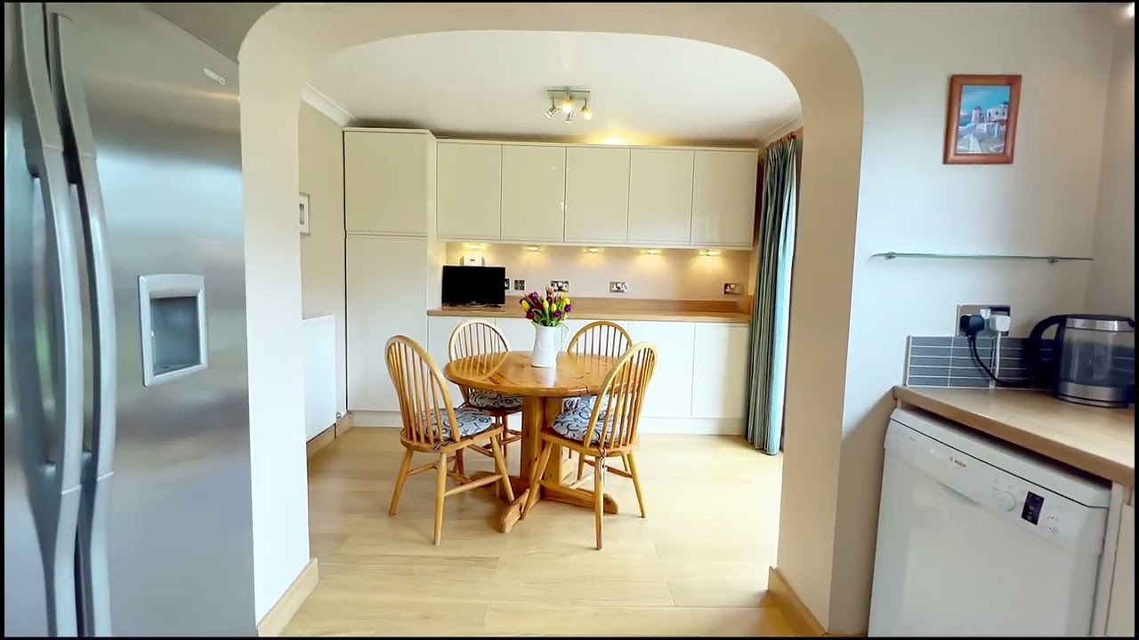 51 Bells Burn Avenue, Linlithgow YouTube